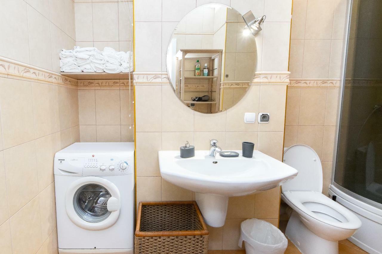 Spacious Apartment In Old Town P4You Pl Cracovia Exterior foto