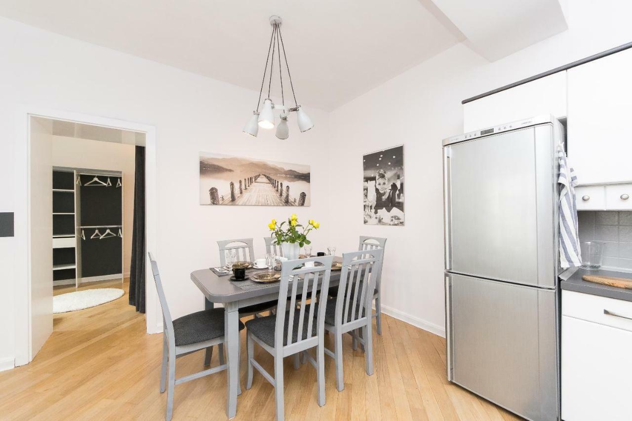 Spacious Apartment In Old Town P4You Pl Cracovia Exterior foto
