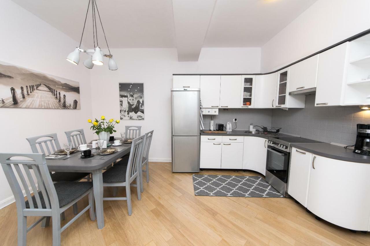 Spacious Apartment In Old Town P4You Pl Cracovia Exterior foto